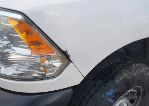 2018 Ram 2500 Tradesman 4X2 8' Box z USA, uszkodzony, nr VIN 3C6MR4AL4JG245525